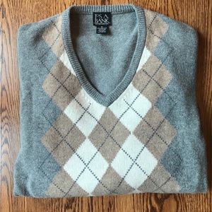 JosA Banks argyle sweater, like new condition